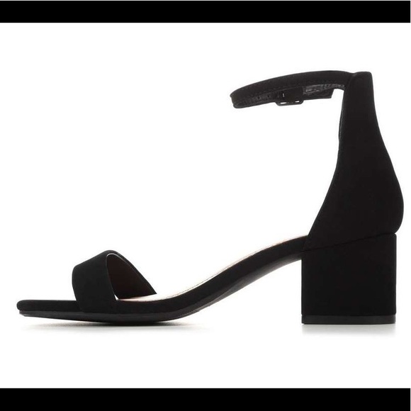 EUC Women’s Size 6 Call It Spring Vegan Black Suede Ankle Strap Mid Heels - Picture 1 of 12